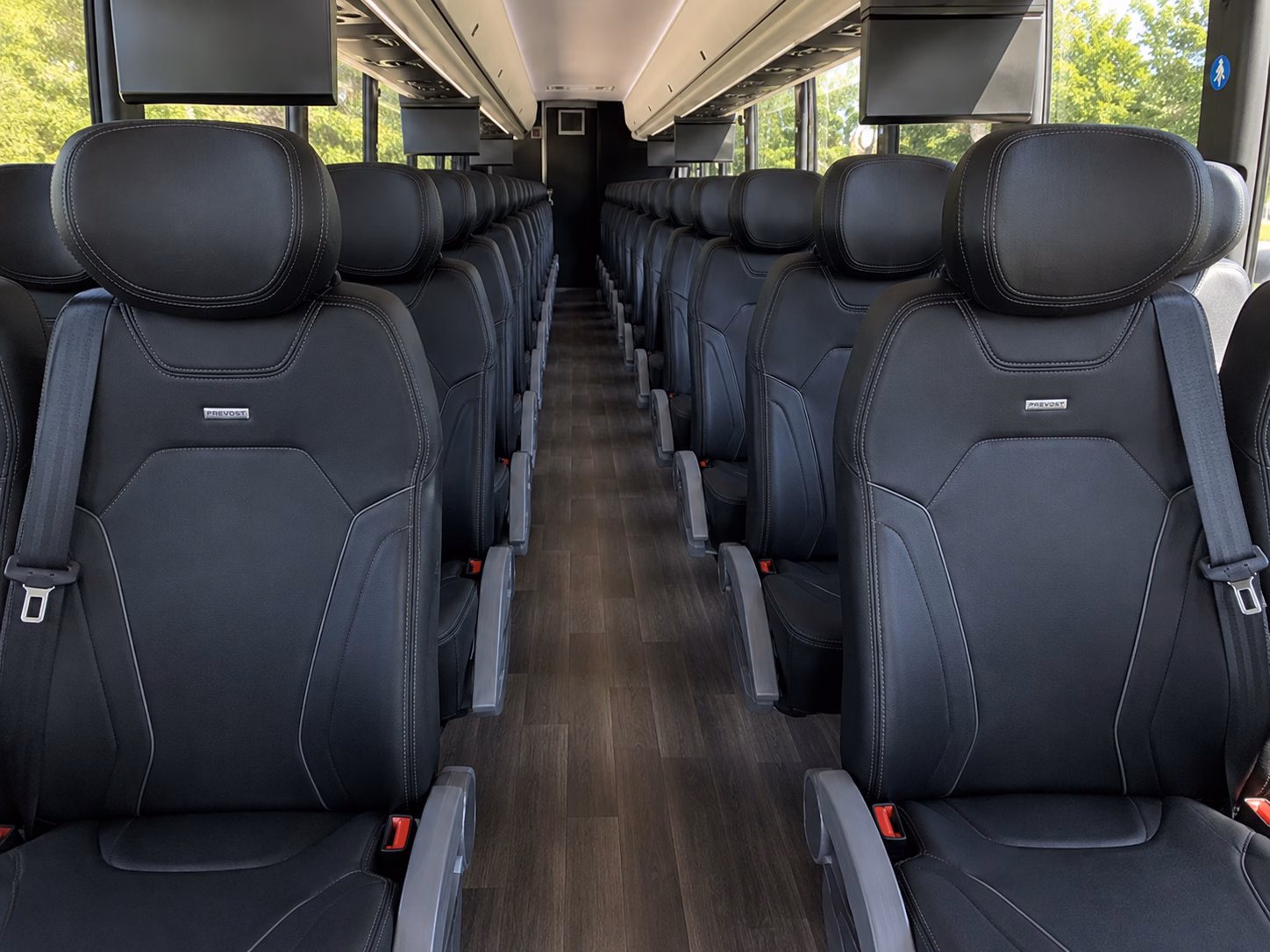 den airport shuttles for out of town wedding guests
