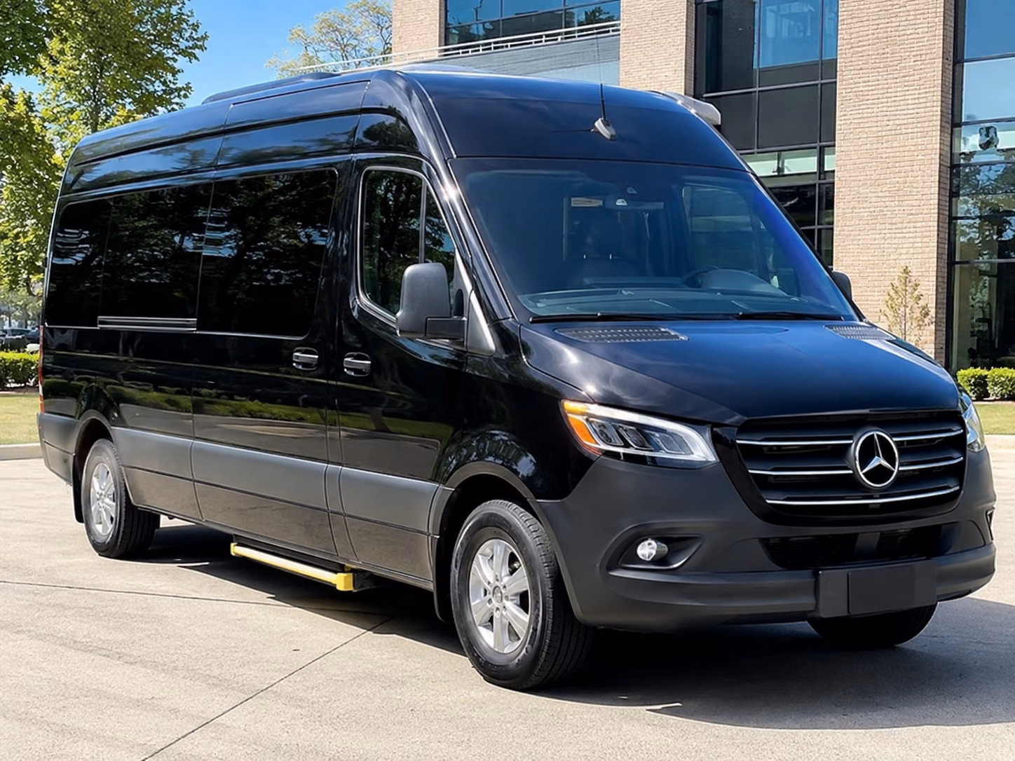 denver parking shuttle and park and ride bus rentals